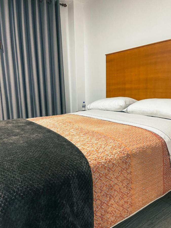 Hotel Cisne Куенка Екстер'єр фото